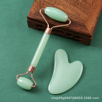 Masajeador facial de jade