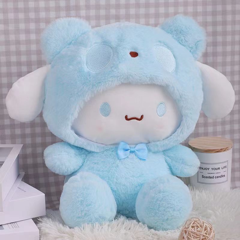 Peluche de sanrio disfrazado de oso