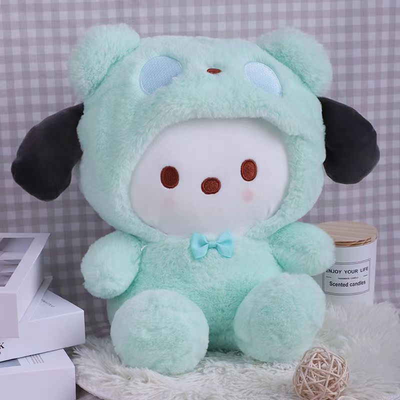 Peluche de sanrio disfrazado de oso